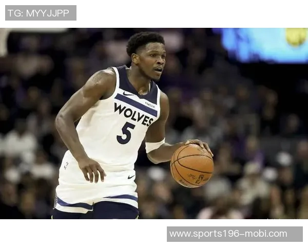 爱德华兹单节狂砍19分太阳全队仅得19分显差距